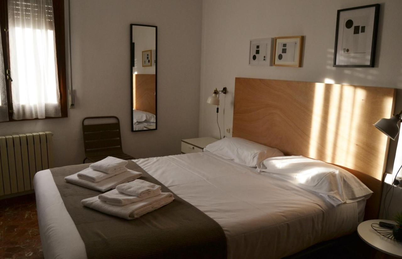 Tres Puentes Anguiano Apartamentos Y Hostal 외부 사진