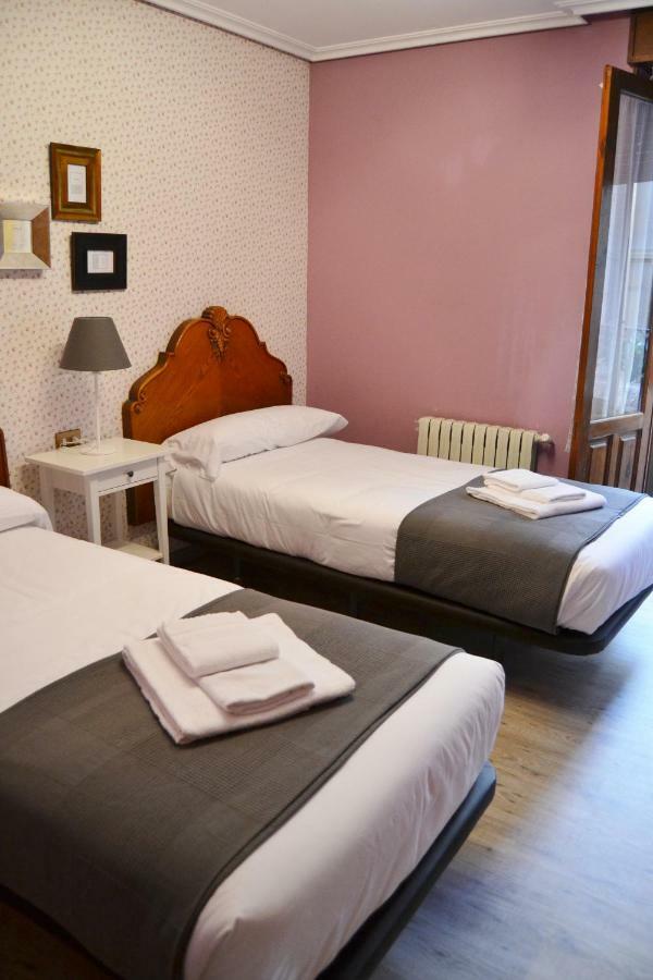 Tres Puentes Anguiano Apartamentos Y Hostal 외부 사진